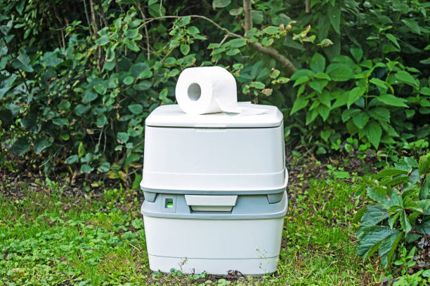Porta potty rental for outdoor events in Glendale, MO