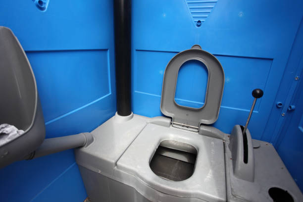 Best Porta potty delivery and setup  in Glendale, MO
